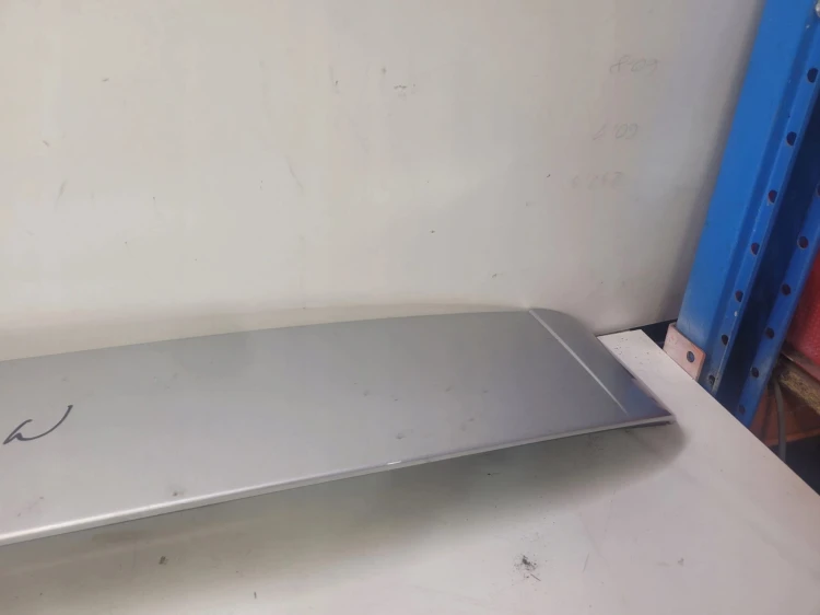 LOTKA SPOILER KLAPY TYŁ AUDI Q5 8R 8R0827933A S-L