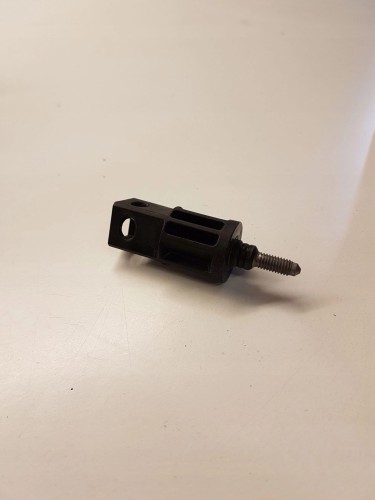 ŚRUBA MOCOWANIE LAMPY AUDI A4 A3 A5 8E0945246A