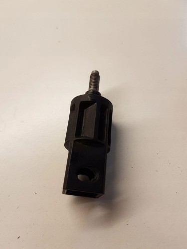 ŚRUBA MOCOWANIE LAMPY AUDI A4 A3 A5 8E0945246A