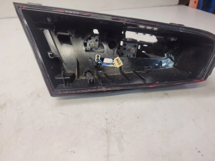 WKŁAD LAMPY LEWY TYŁ AUDI A3 8V 3D 8V3945093B