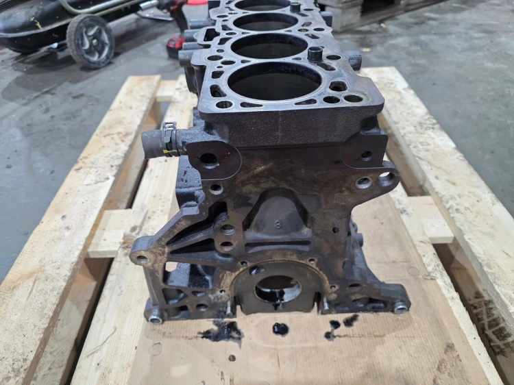 BLOK SILNIKA AUDI A4 B8 A5 Q5 8R 2.0 TDI CAG 03L021BG 12/26
