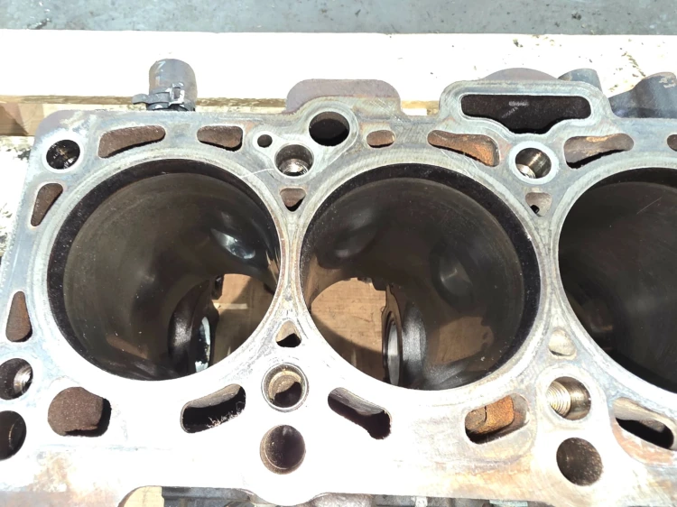 BLOK SILNIKA AUDI A4 B8 A5 Q5 8R 2.0 TDI CAG 03L021BG 12/26
