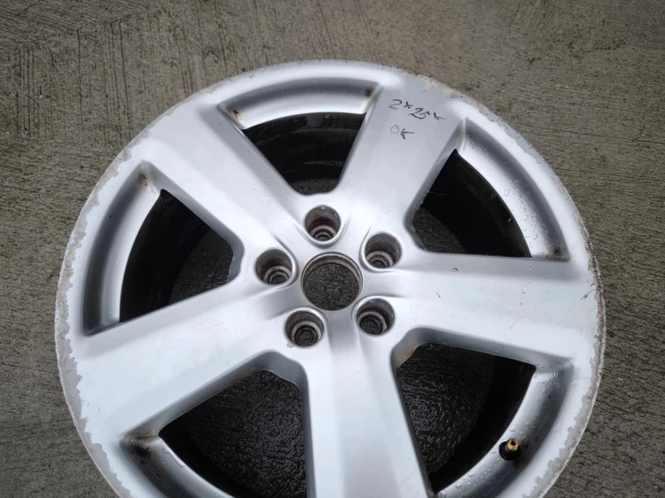 FELGA ALUMINIOWA AUDI A3 A4 A6 VW SKODA 8.0J R18 ET43 8E0601025AK Z*25* OK