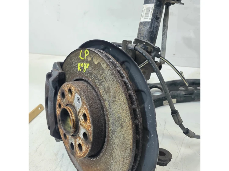 ZWROTNICA LEWA KOMPLET AUDI A3 8V VW SEAT SKODA 5Q0413023CP 5Q0407151J R*8*