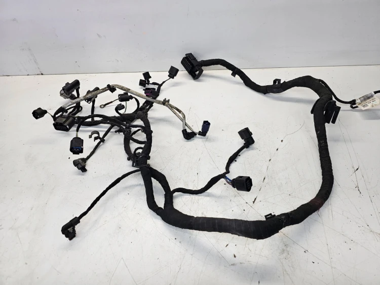 WIĄZKA SILNIKA AUDI A3 8V VW SEAT SKODA 04E971612EF 1.4 TFSI