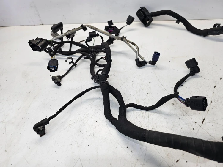 WIĄZKA SILNIKA AUDI A3 8V VW SEAT SKODA 04E971612EF 1.4 TFSI