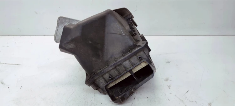 OBUDOWA FILTRA POWIETRZA AUDI A4 B6 B7 2.0 ALT 06B133835DD