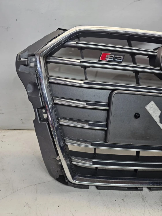 GRILL ATRAPA CHŁODNICY AUDI S3 A3 8V 8V3853651AC