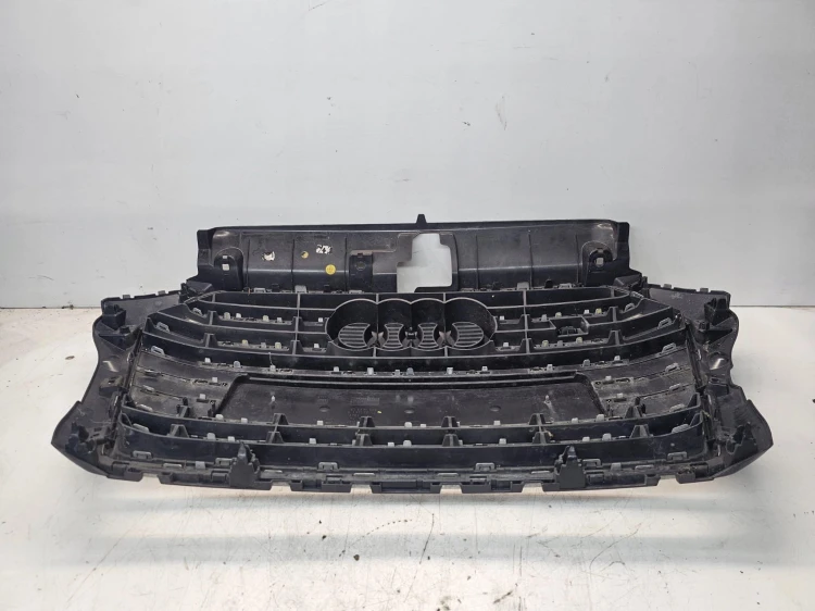 GRILL ATRAPA CHŁODNICY AUDI S3 A3 8V 8V3853651AC