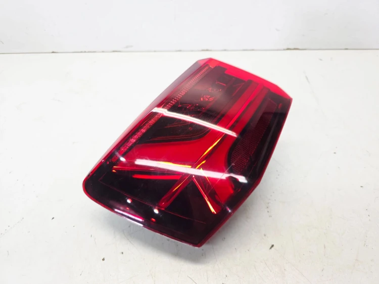 LAMPA LEWY TYŁ LED W BŁOTNIK AUDI A6 C7 LIFT AVANT 4G9945095E