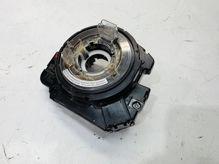 TAŚMA ZWIJAK PODUSZKI AUDI A6 C7 A7 4G0953568A