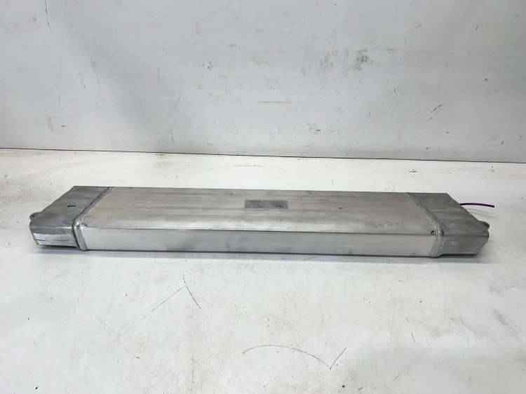 ZBIORNIK POWIETRZA ZAWIESZENIA AUDI A6 C6 4F0616203B