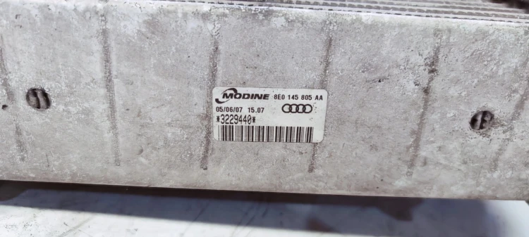CHŁODNICA INTERCOOLER AUDI A4 B7 8E0145805AA