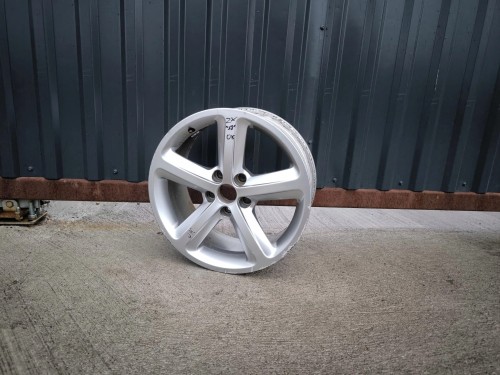 FELGA ALUMINIOWA AUDI A3 A4 A6 VW SKODA7.5J R17 ET43 8E0601025AQ Z*58* OK