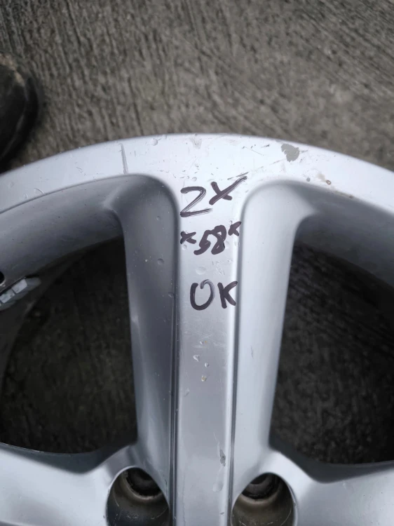 FELGA ALUMINIOWA AUDI A3 A4 A6 VW SKODA7.5J R17 ET43 8E0601025AQ Z*58* OK
