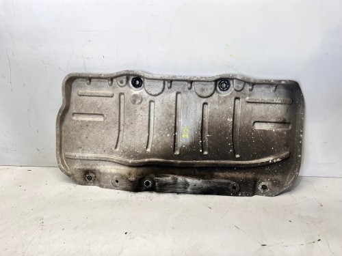 OSŁONA TERMICZNA PODWOZIA AUDI A3 8V A3 8Y SPORTBACK 5Q0825701E 2/26
