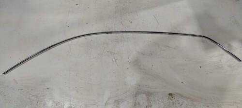 LISTWA KAROSERYJNA SZYBY CHROM LEWA AUDI A3 8V 8V3853703A