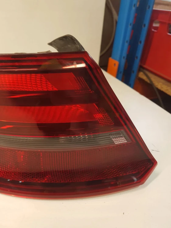 LAMPA LEWY TYŁ AUDI A3 8V SPORTBACK 8V4945095C