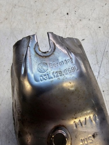 OSŁONA TERMICZNA KOLEKTORA AUDI VW 2.0 TDI 03L129969L