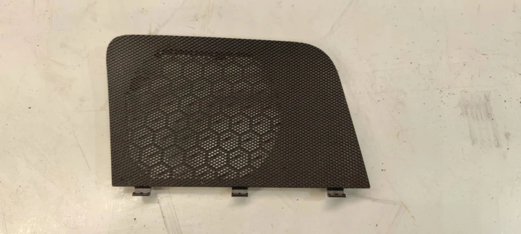 MASKOWNICA GŁOŚNIKA AUDI A3 8P LIFT 8P3035435 L T