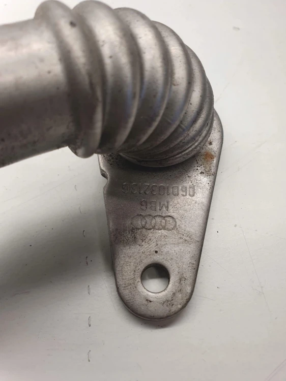 RURA RURKA SPALIN EGR AUDI 2.0 TFSI 06D103213G