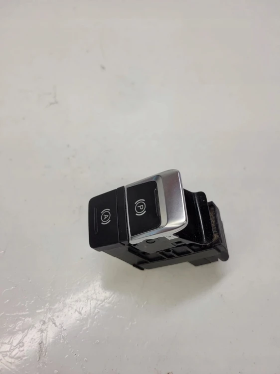 PRZYCISK HAMULCA RĘCZNEGO AUDI A6 A7 4G2927225A UK