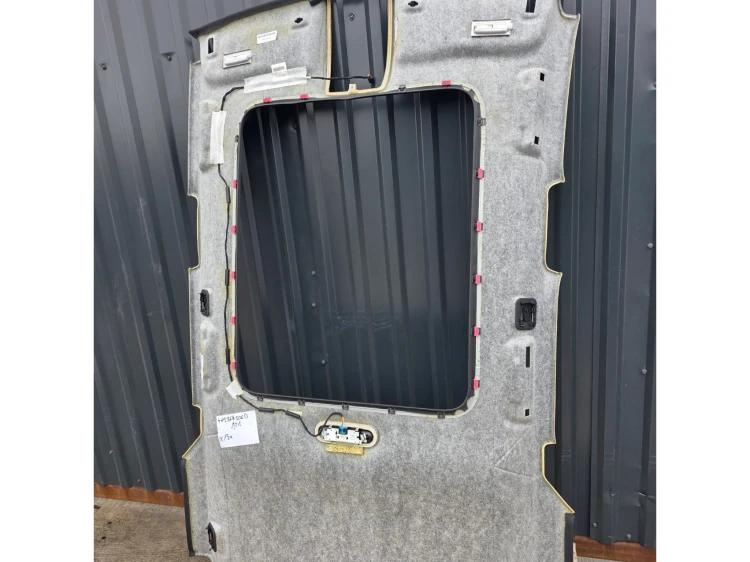 PODSUFITKA AUDI A6 C7 AVANT / KOMBI S LINE 4G9867506D JY1 PANORAMA KOMPLET