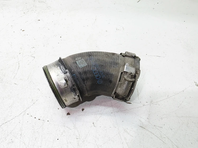 RURA WĄŻ INTERCOOLERA AUDI Q7 4L 3.0 TDI 7L6145943B