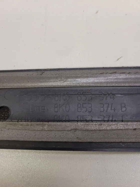 LISTWA PROGOWA PRAWY PRZÓD AUDI A4 B8 8K0853374