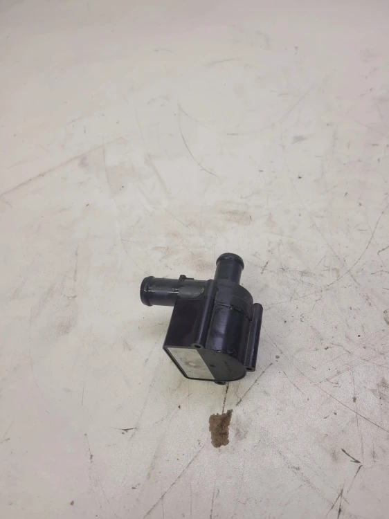 DODATKOWA POMPA WODY AUDI A4 A5 A6 A7 06H121601K