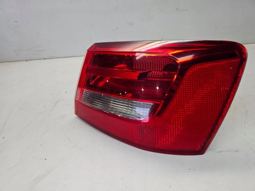 LAMPA PRAWY TYŁ W BŁOTNIK AUDI A6 C7 4G9945096 NA ŻARÓWKI