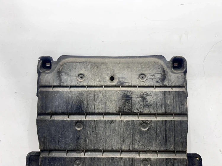 OSŁONA PŁYTA PODWOZIA AUDI A3 8V VOLKSWAGEN SEAT SKODA 5Q0825230H 1/26