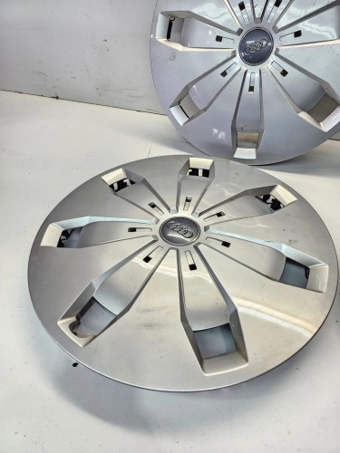 KOŁPAK KOŁPAKI ORYGINALNE AUDI A1 A3 A4 A5 Q3 Q5 KOMPLET 81A601147 R16