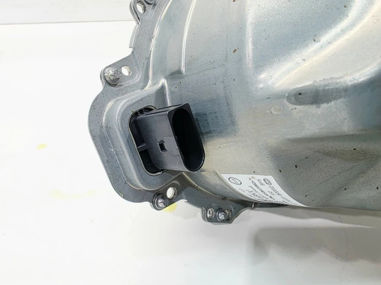 POMPA HAMULCOWA SERWO AUDI A3 8Y VOLKSWAGEN SEAT SKODA 5WC614105BK