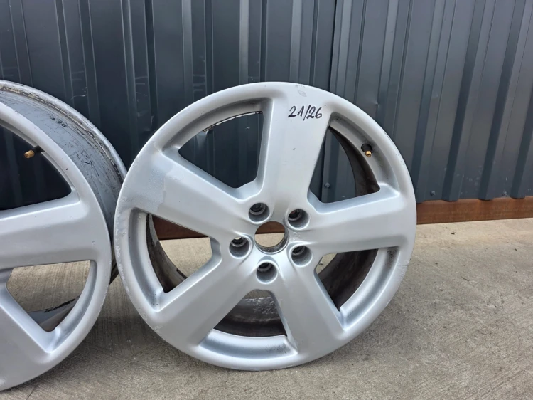 FELGI FELGA KOMPLET VW SKODA AUDI A3 A4 A6 7.5J R18 ET54 8P0601025S 21/26