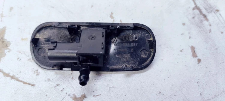 DYSZA SPRYSKIWACZA LEWA AUDI A7 4G8955987
