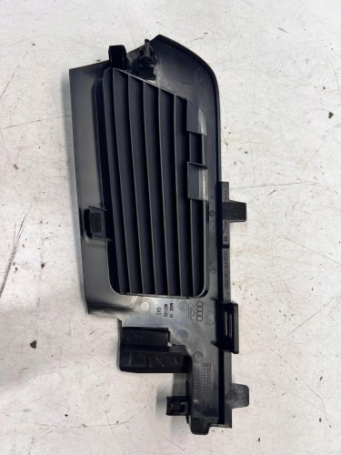 ZAŚLEPKA BAGAŻNIKA PRAWA AUDI Q5 FY 80A868606A