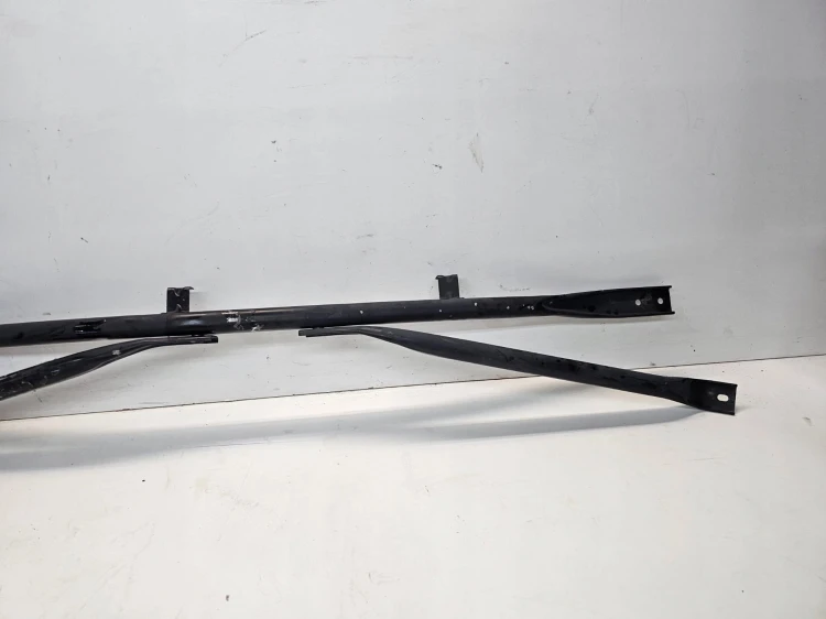 ROZPÓRKA WZMOCNIENIE KIELICHÓW AUDI Q5 8R 8R0805629A