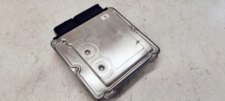 KOMPUTER STEROWNIK SILNIKA AUDI A6 2.7 4F7910401M