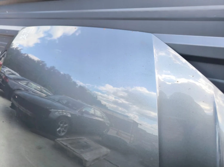 MASKA POKRYWA SILNIKA AUDI A4 B9 8W ORYGINAŁ LX7R !!!