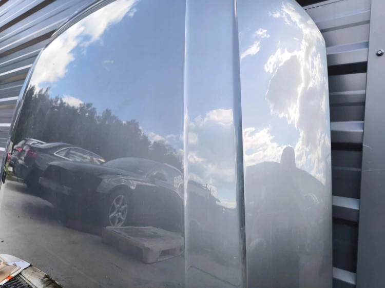 MASKA POKRYWA SILNIKA AUDI A4 B9 8W ORYGINAŁ LX7R !!!