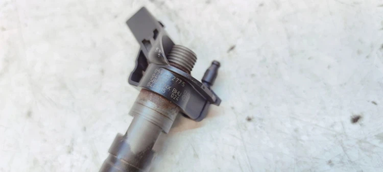 WTRYSKIWACZ WTRYSK AUDI A4 A6 A8 3.0 TDI 059130277S USZK