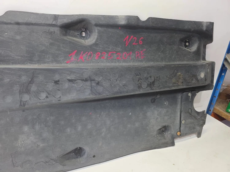 OSŁONA PODWOZIA LEWA AUDI A3 8P VW 1K0825201AE
