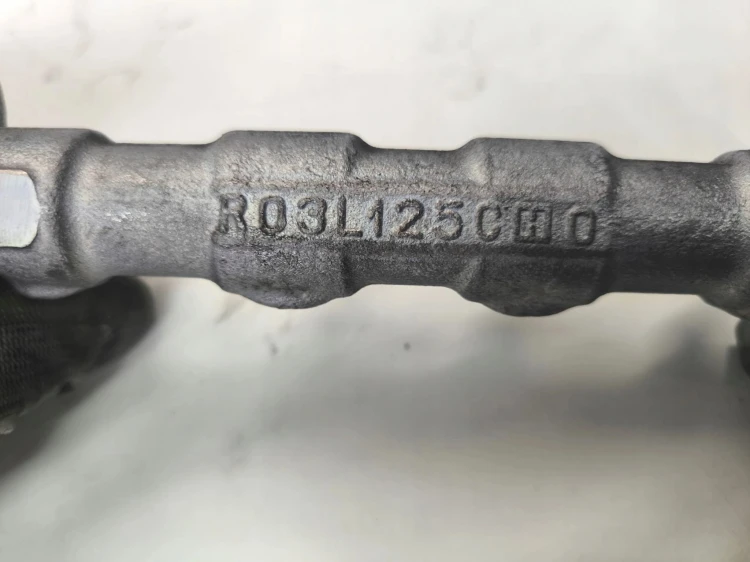 LISTWA WTRYSKOWA AUDI VOLKSWAGEN SEAT SKODA 1.6 2.0 TDI CR 03L130089J