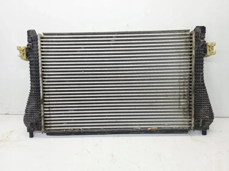 CHŁODNICA POWIETRZA INTERCOOLER AUDI VOLKSWAGEN SEAT SKODA 5Q0145803N