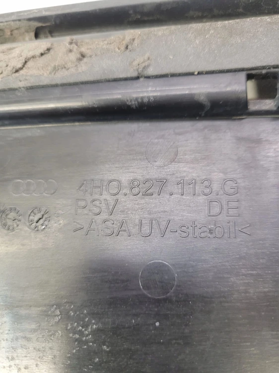 RAMKA TABLICY REJESTRACYJNEJ AUDI A8 A7 4H0827113G