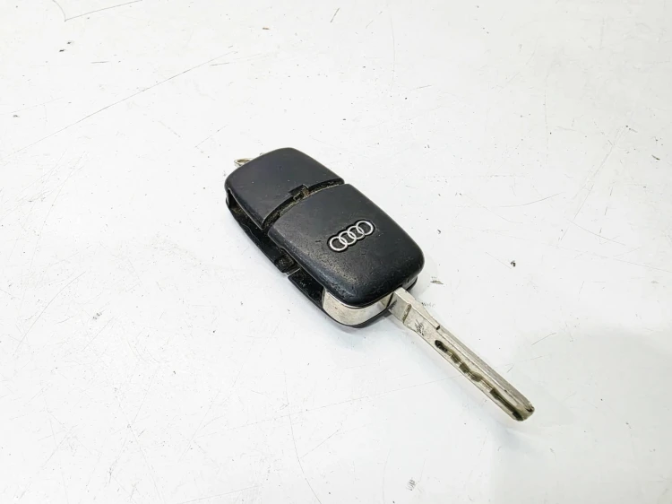 KLUCZYK PILOT SCYZORYK AUDI A3 8P 8P0837231 434MHZ