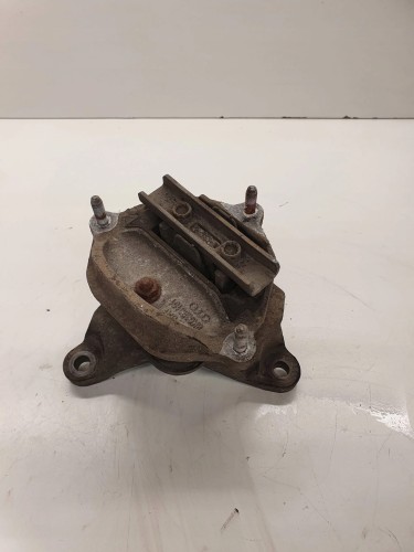 ŁAPA PODUSZKA SKRZYNI AUDI A4 A5 Q5 8K0399115R