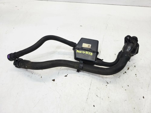 WLEW PŁYNU ŚRODKA REDUKUJĄCEGO AUDI A4 B9 A5 8W0131963B