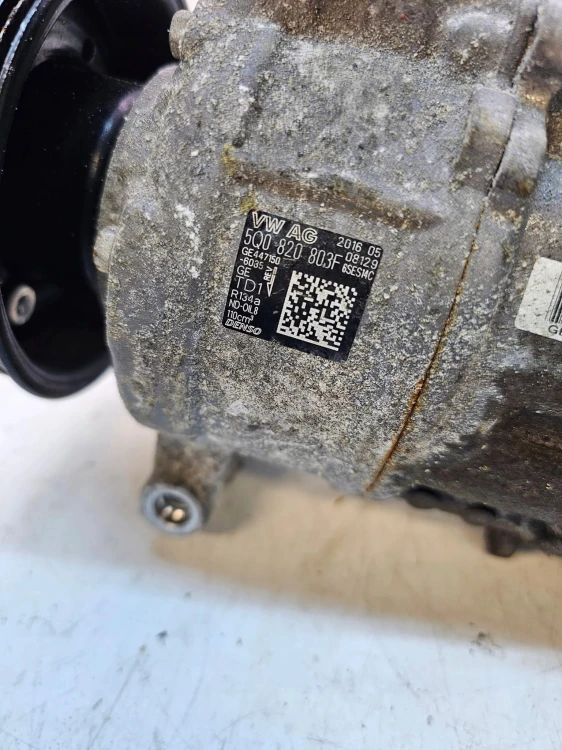 SPRĘŻARKA KLIMATYZACJI AUDI A3 8V VW SEAT SKODA 5Q0820803F